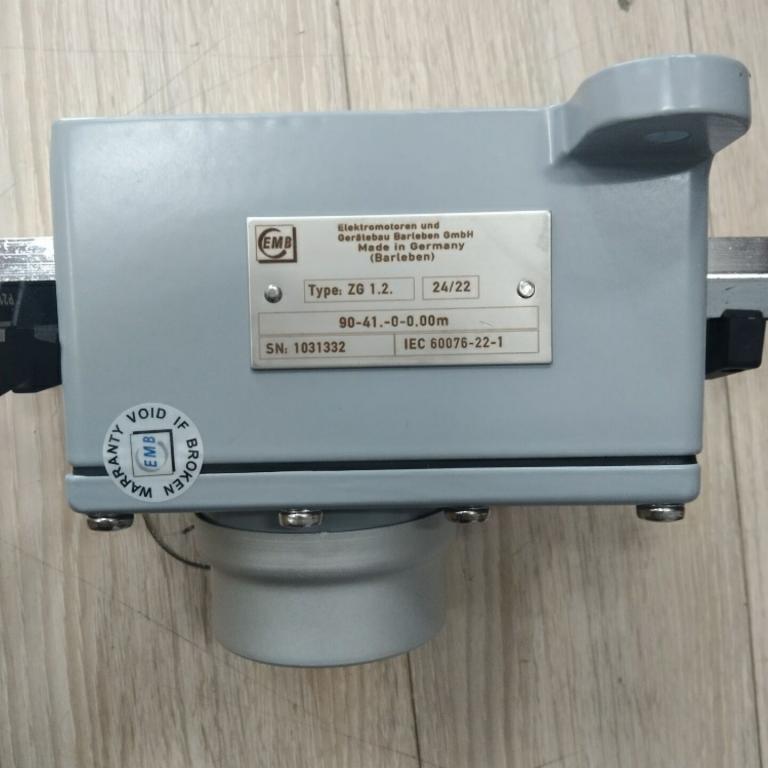 继电器