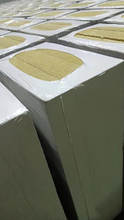 建筑外墙防火岩棉板吸音隔热外墙施工