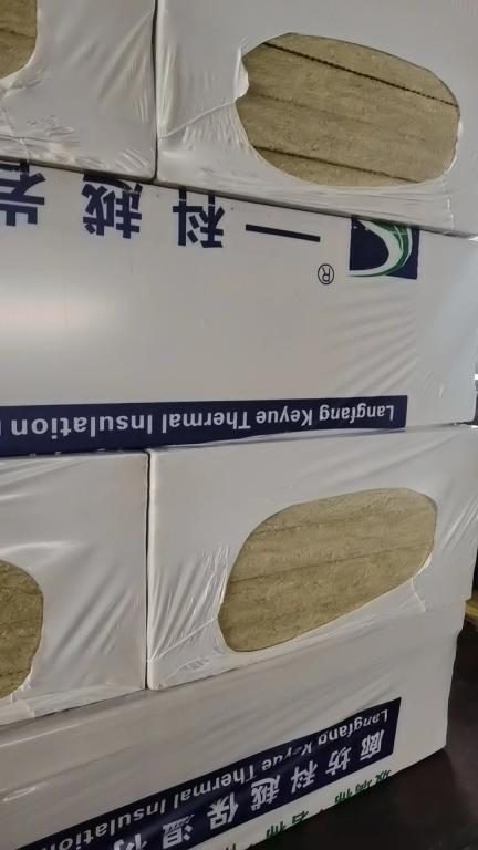 隔热阻燃岩棉板施工便捷用于工业建筑施工