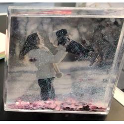 China Fresh and transparent acrylic quicksand sequin photo frame - China Supplier