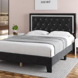 China Umikk Upholstered Linen Bed with Tufted Wingback Design and Wooden Legs - China Supplier