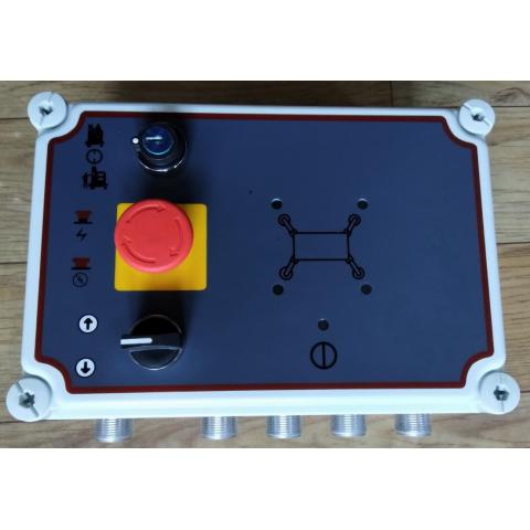 高空作业平台 升降车 支腿功能 控制箱