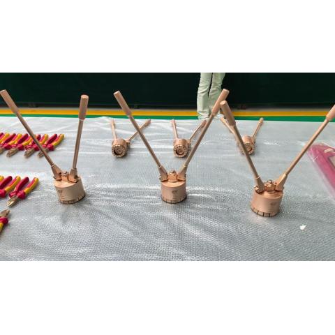 防爆封盖器
