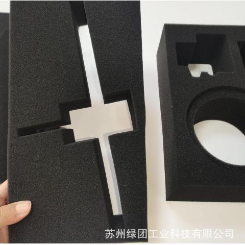 PU海綿內(nèi)襯套裝