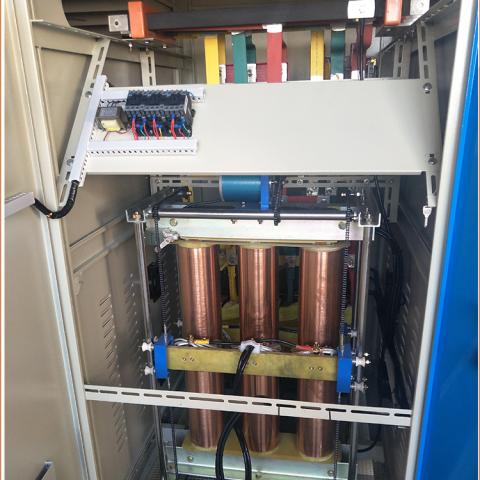 三相全自动补偿式电力稳压器 SBW-1000KVA