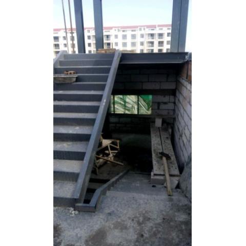 楼房钢梁粘钢加固制作