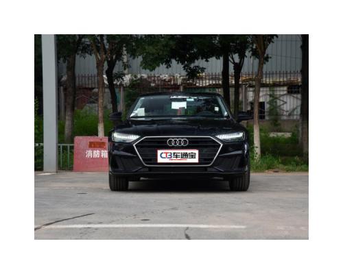 奥迪A72021款 45 TFSI 臻选型61.28万