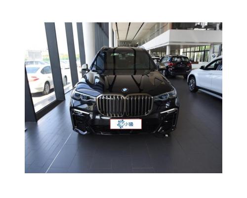 宝马X72021款 xDrive M50i164.8万