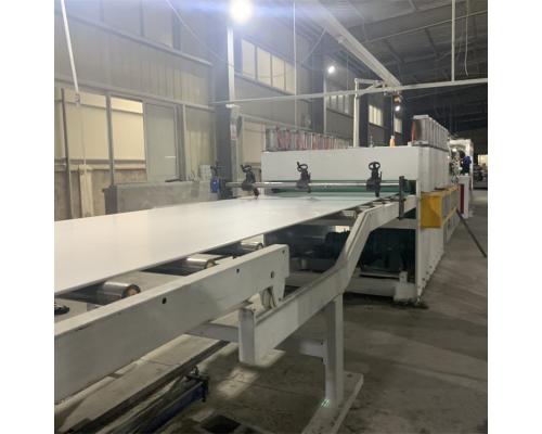 PVC碳晶板生产设备生产线
