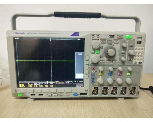 MDO4104C 混合域示波器