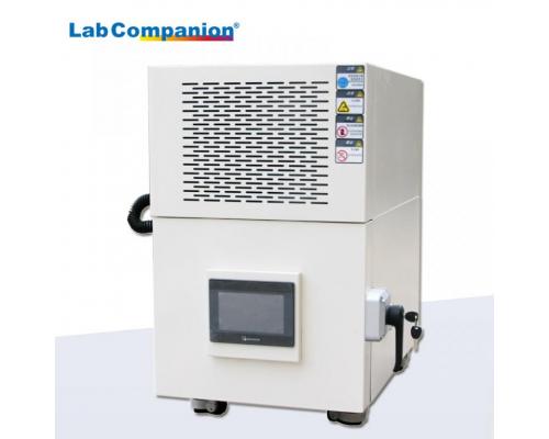 科技小型高低温湿热试验箱