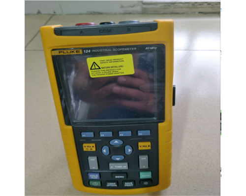 FLUKE5080A多功能校准仪