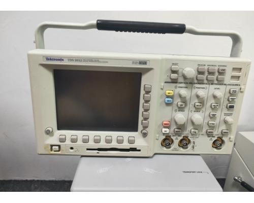 TDS3052C数字荧光示波器使用