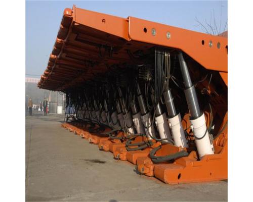 液压支架工作空间大