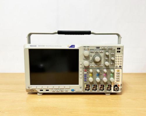 MDO4104C混合域示波器