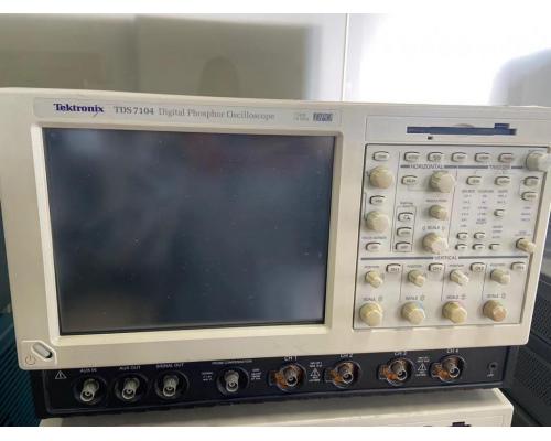 DSA8200/DSA8000B数字采样示波器