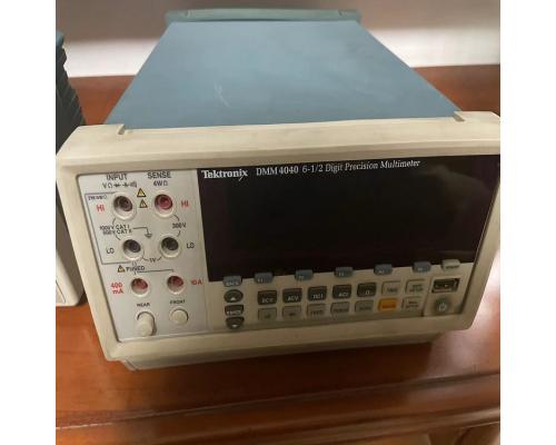 DMM4040数字万用表