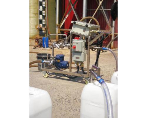 乙醇自动加注机甲醇自动分装25公斤桶设备
