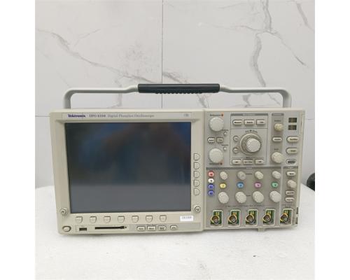 DPO4104数字示波器