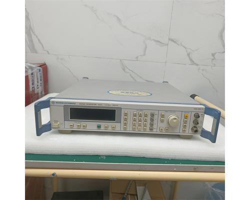 SML03信号发生器|9kHz至3.3GHz