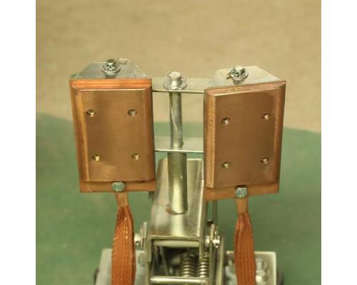 高品质钢体滑触线集电器