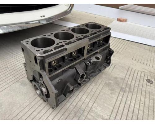 汽車發(fā)動機的缸體