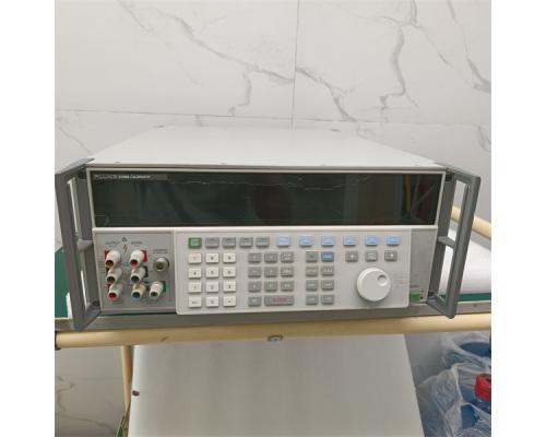 5700A多功能校准器