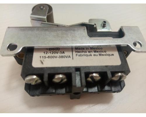 美國(guó)SQUARE-D低壓電力電器9007CB34-S1/CB33-S1/B32-S1限位開關(guān)