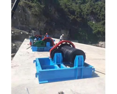 双吊启闭机