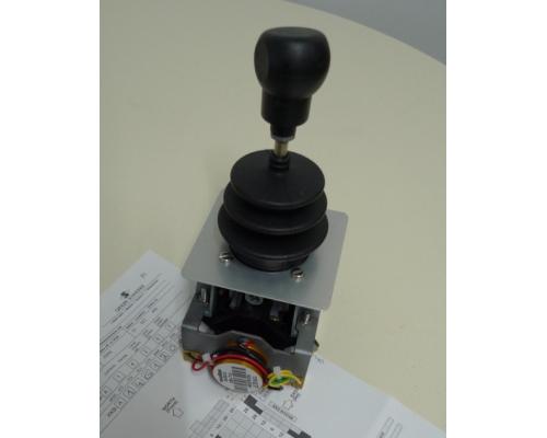 XKDF系列控制器XKDF11152152施耐德