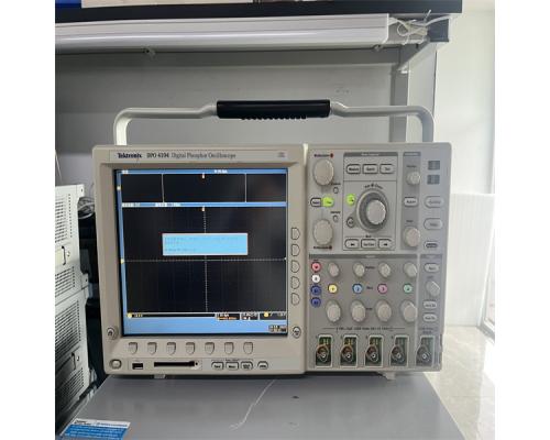 DPO4104示波器