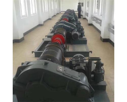 QPK型卷揚(yáng)啟閉機(jī)