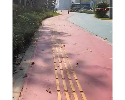 现浇聚合物盲道