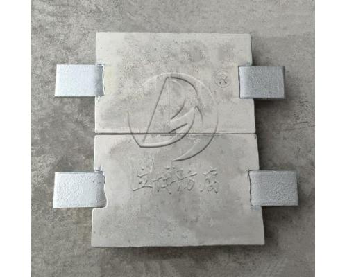 铝合金牺牲阳极规格为500×(115+135)×130 重量为23公斤